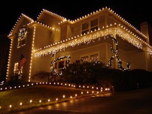 outside-Christmas-lights